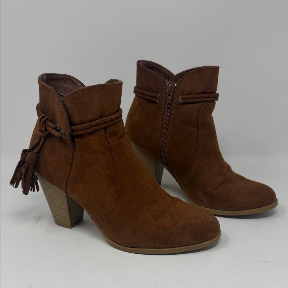 Bakers Brown Suede Ankle Booties Size 6.5